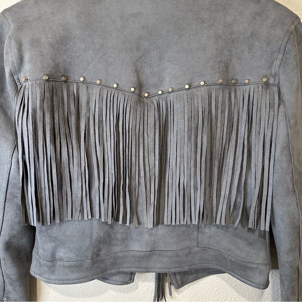 **NWT** Blue B Collection Faux Suede Women's Gray Fringe Jacket - Picture 14 of 15
